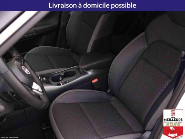 Nissan Juke image 8