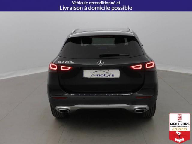 Mercedes Benz Gla image 1