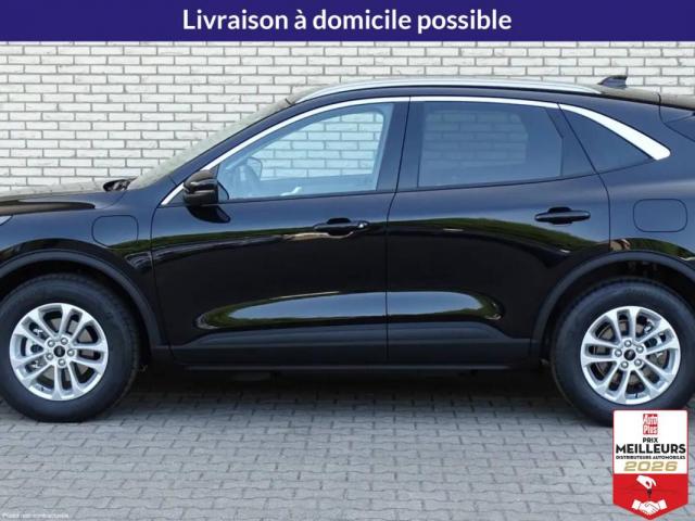 Ford Kuga image 3