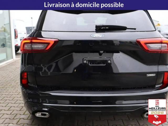 Ford Kuga image 1