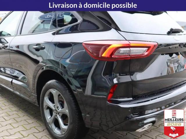 Ford Kuga image 2