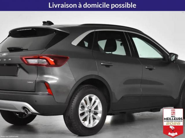 Ford Kuga image 2