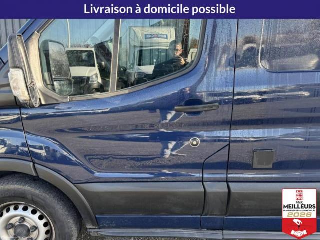 Ford Transit image 5