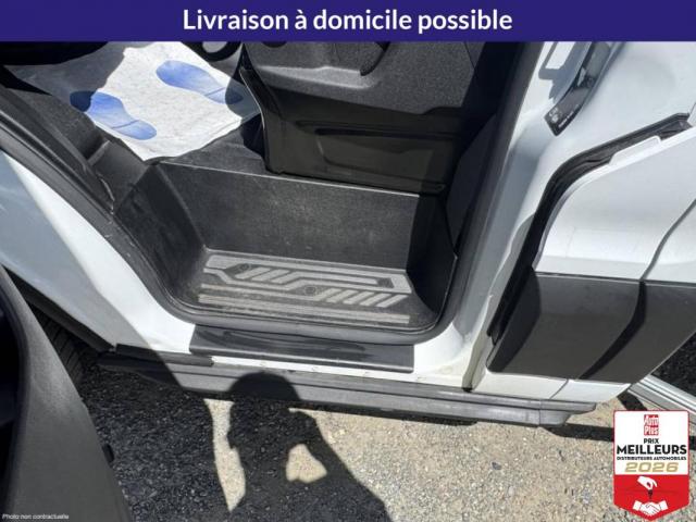 Ford Transit image 3