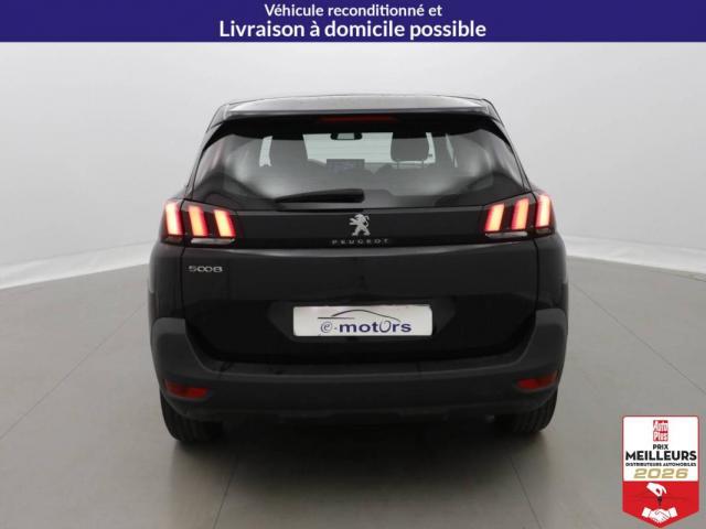 Peugeot 5008 image 2