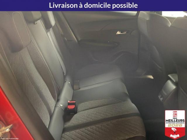 Peugeot 2008 image 9