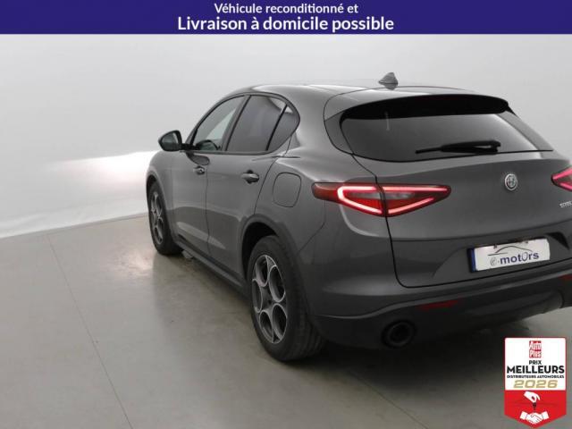 Alfa Romeo Stelvio image 6