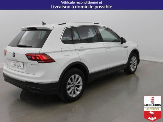 Volkswagen Tiguan image 9