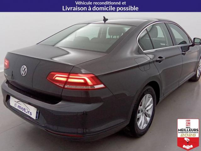 Volkswagen Passat image 4