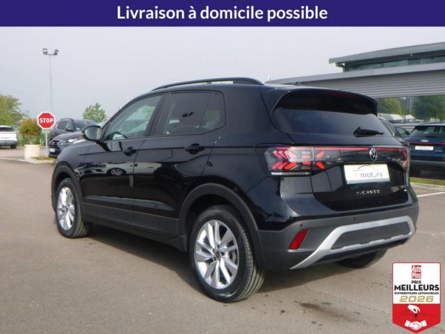 Volkswagen T-Cross image 2