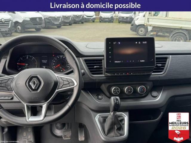 Renault Trafic image 1