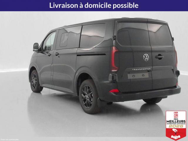 Volkswagen Transporter image 2
