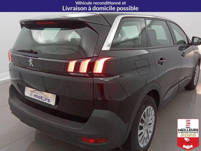 Peugeot 5008 image 3