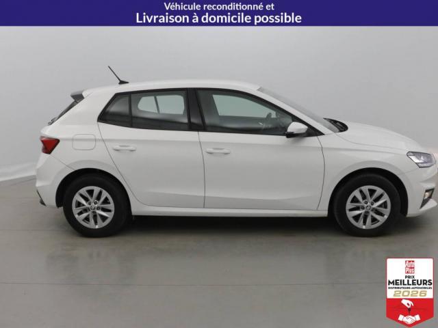 Skoda Fabia image 1