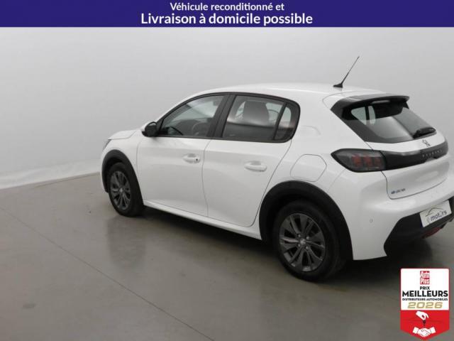 Peugeot 208 image 9