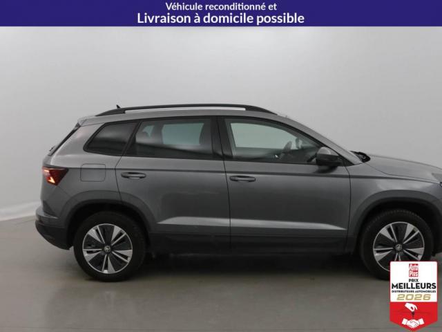 Skoda Karoq image 8