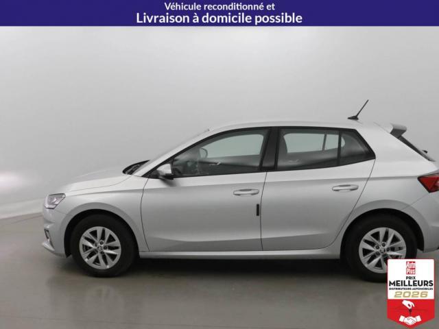 Skoda Fabia image 9