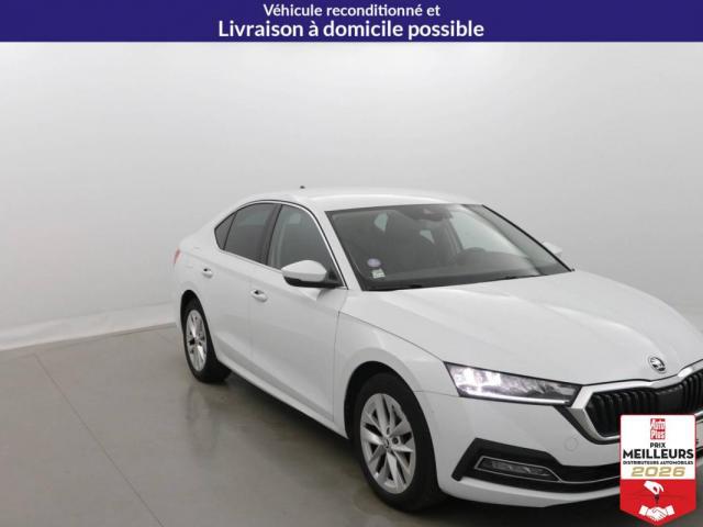 Skoda Octavia image 2