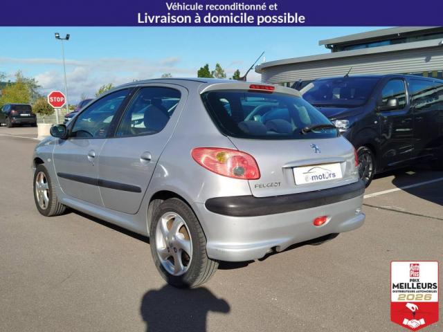 Peugeot 206 image 8