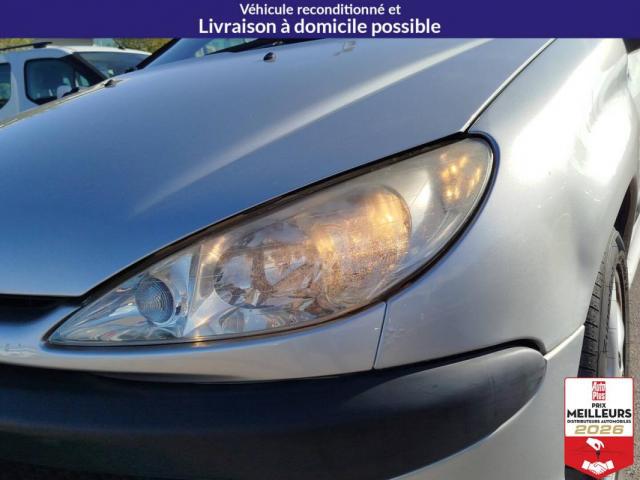 Peugeot 206 image 9