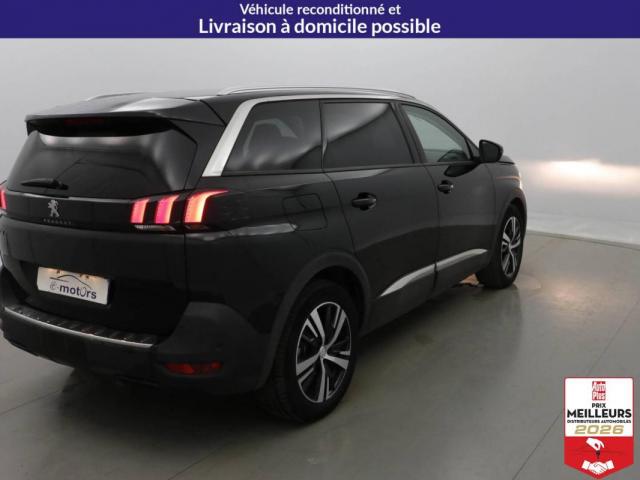Peugeot 5008 image 2