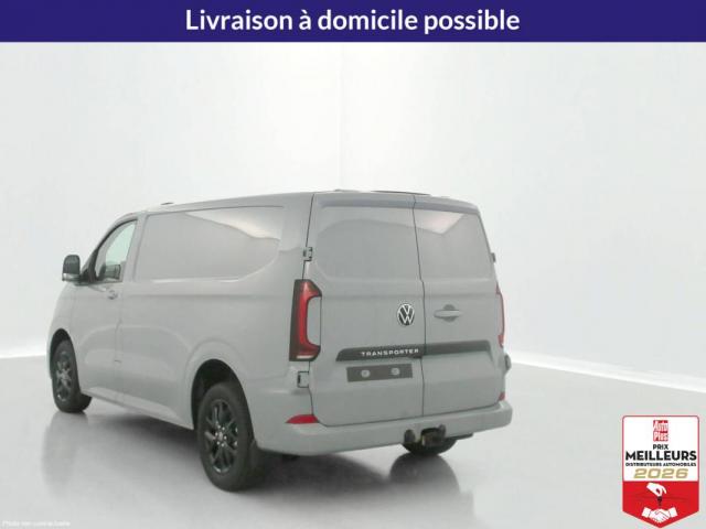 Volkswagen Transporter image 9