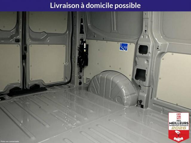 Volkswagen Transporter image 5