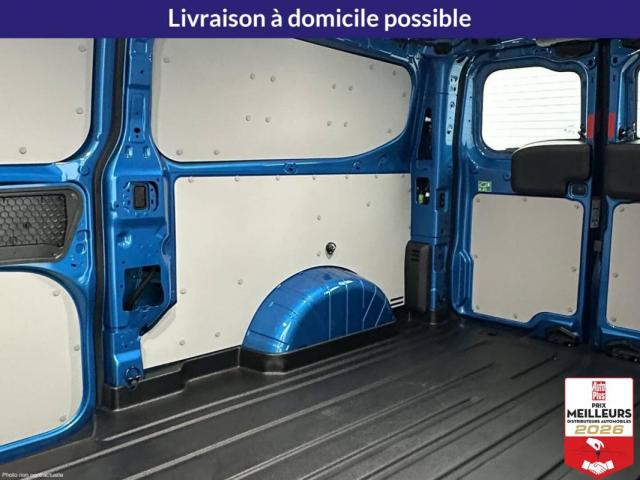 Ford Transit image 6