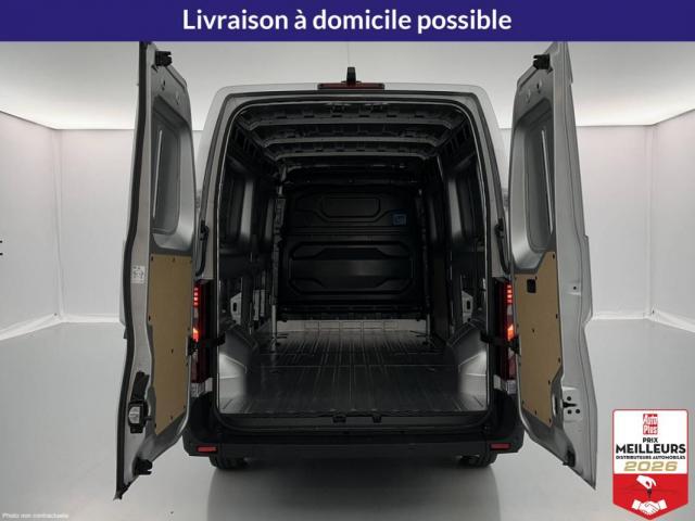 Nissan Interstar image 7