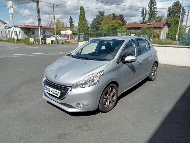 Peugeot 208 image 6