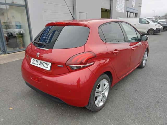 Peugeot 208 image 4