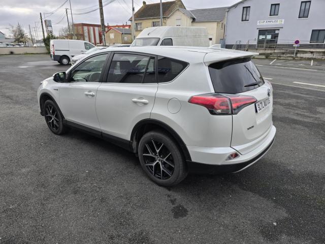 Toyota Rav4 image 9