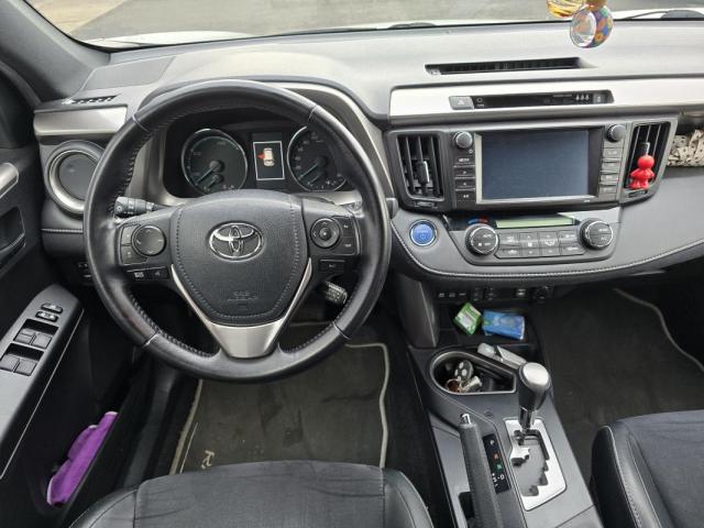 Toyota Rav4 image 5