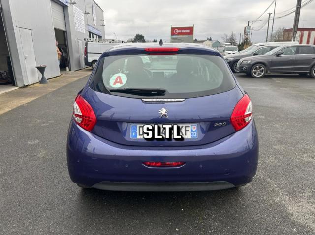 Peugeot 208 image 6
