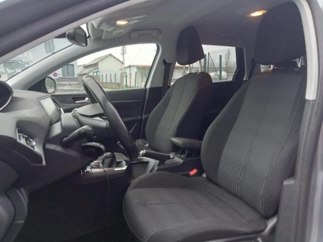 Peugeot 308 image 1