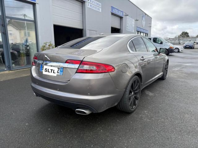 Jaguar Xf image 2