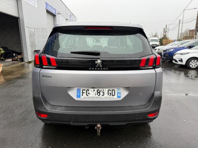 Peugeot 5008 image 3