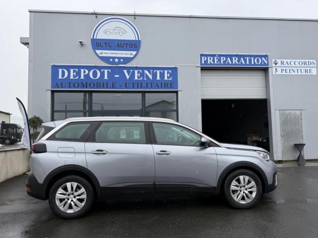 Peugeot 5008 image 1