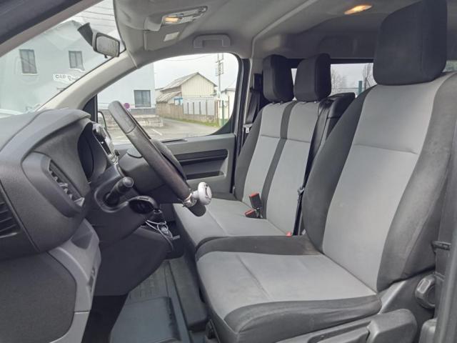 Citroen Jumpy image 3
