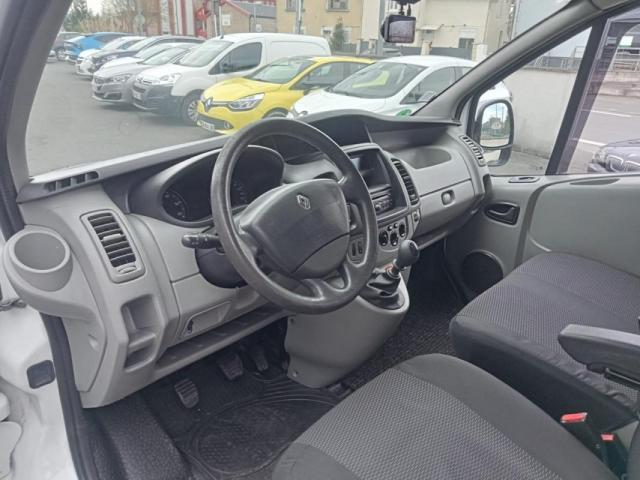 Renault Trafic image 4