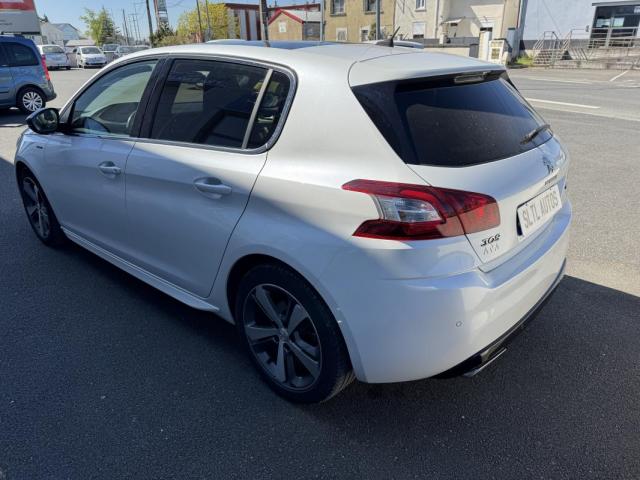 Peugeot 308 image 9
