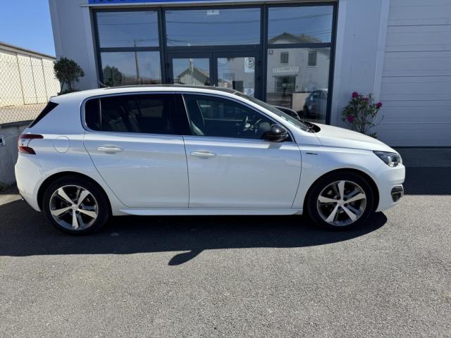 Peugeot 308 image 8
