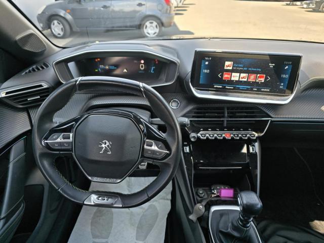 Peugeot 208 image 1