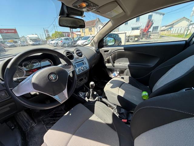 Alfa Romeo Mito image 5