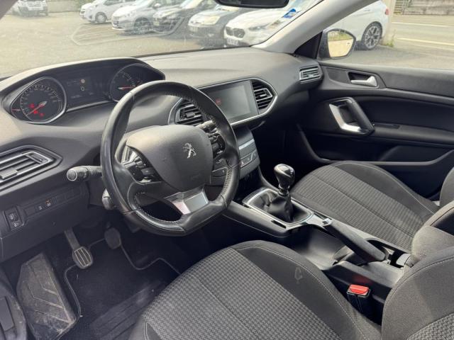 Peugeot 308 image 7