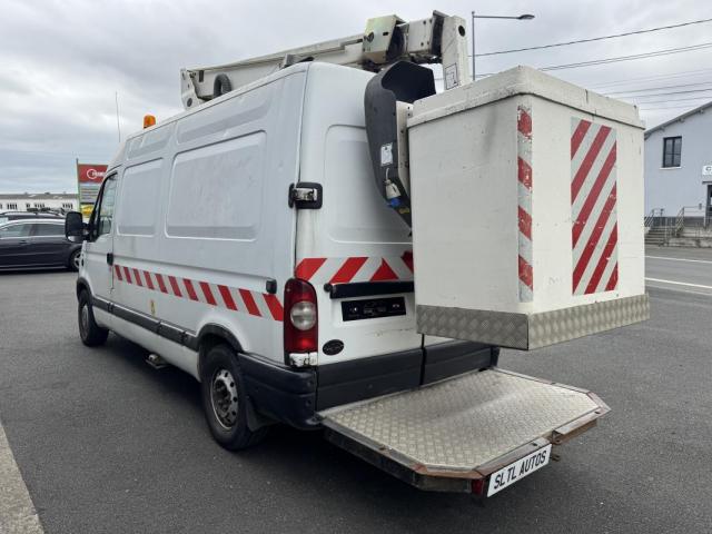 Nissan Interstar image 5