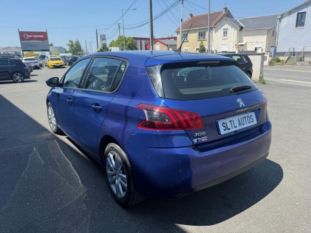 Peugeot 308 image 2