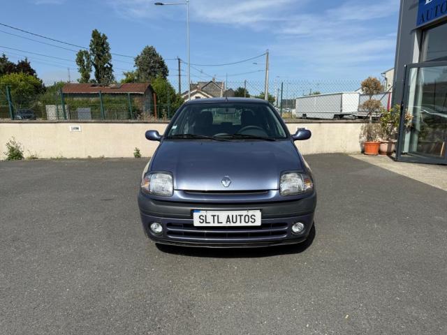 Renault Clio image 8