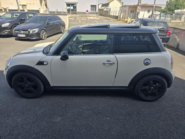 Mini Cooper image 1