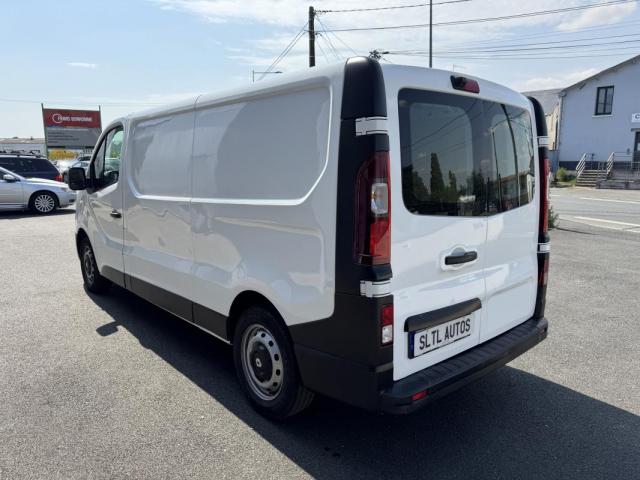 Renault Trafic image 3